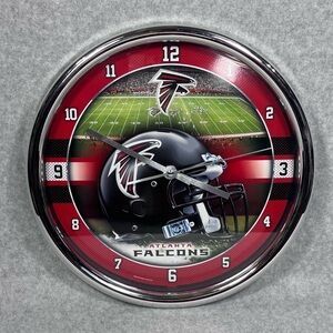 Atlanta Falcons NFL Round 12" Chrome‎ Clock Wincraft Football Decor Man Cave